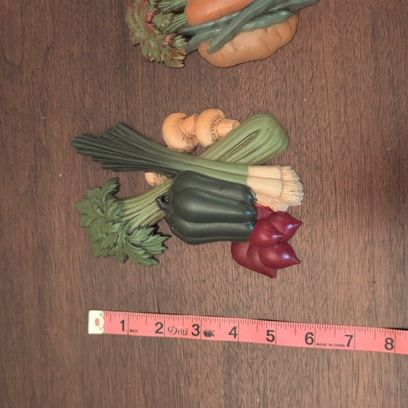 Vintage Colorful Vegetable Wall Set By Home Interior Gifts Made In USA - Picture 6 of 12